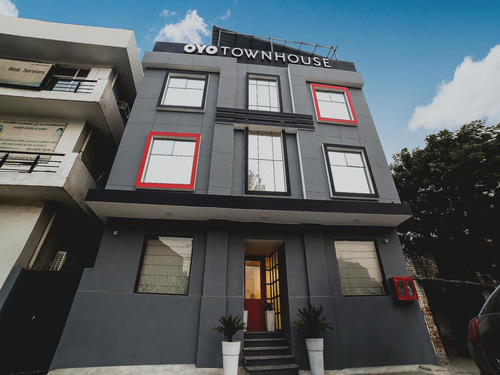 Collection O Townhouse 069 Hotel Gurgaon Exterior photo